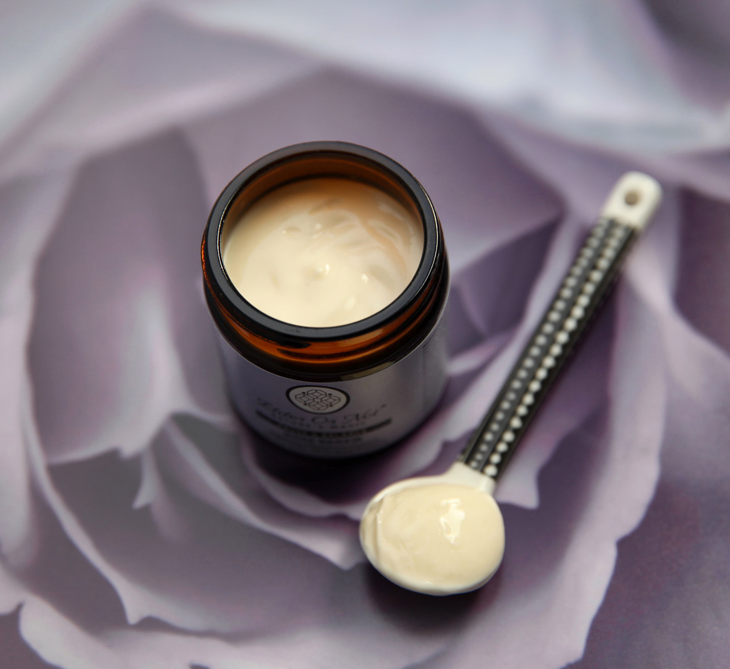 Menopause Rose Renew Ageless Moisture Cream to Smooth Firm and Protect 60ml